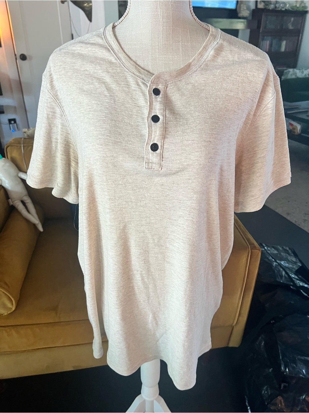 Apt. 9 Short Sleeve Henley Tee in Light Beige